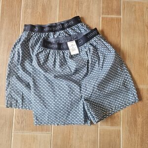 Vineyard Vines Boys Boxer Shorts, Size Menium Whale Print